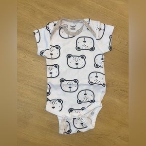 3-6 mo onesie by Onesies